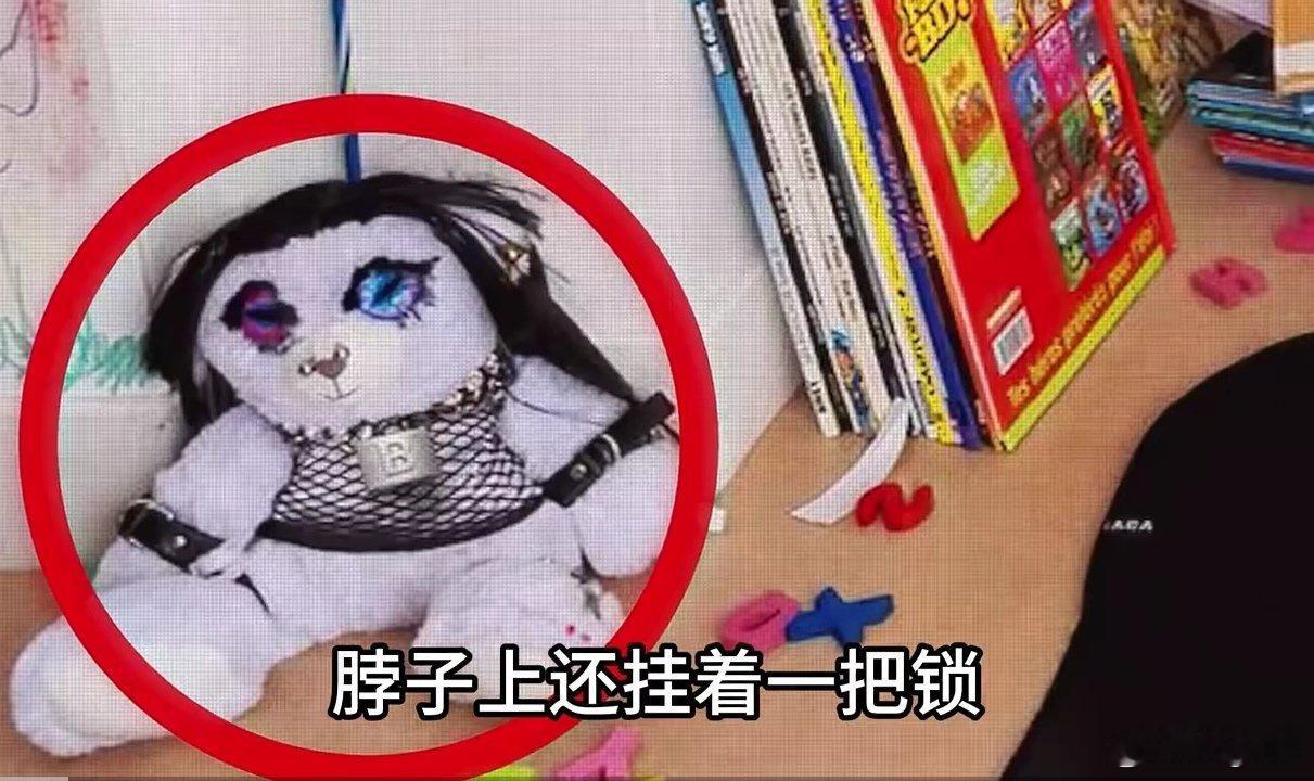 为什么欧美网民曾经质疑巴黎世家的怪诞设计？这就是文化背景，任何艺术或是外在的呈现