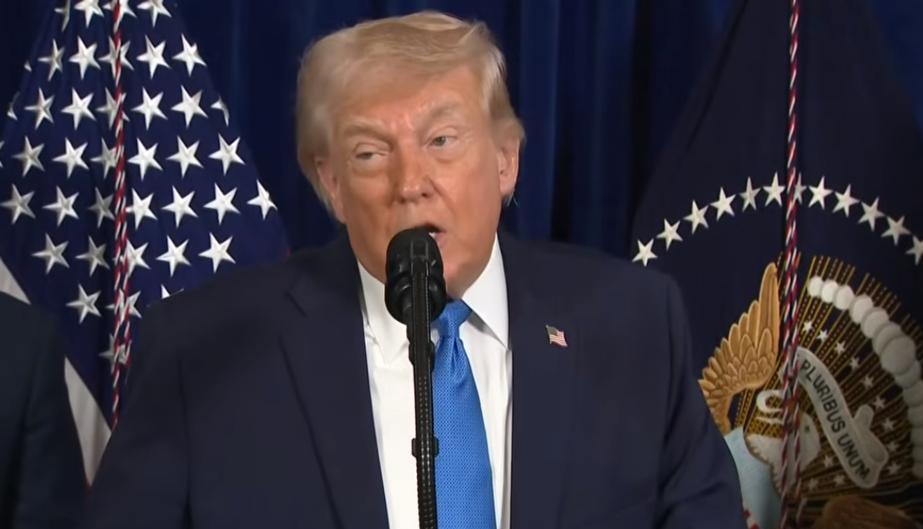 美国在赌，中国也在赌，美国赌中国不敢武力收复台湾，不敢打日本，而中国则在赌美国不