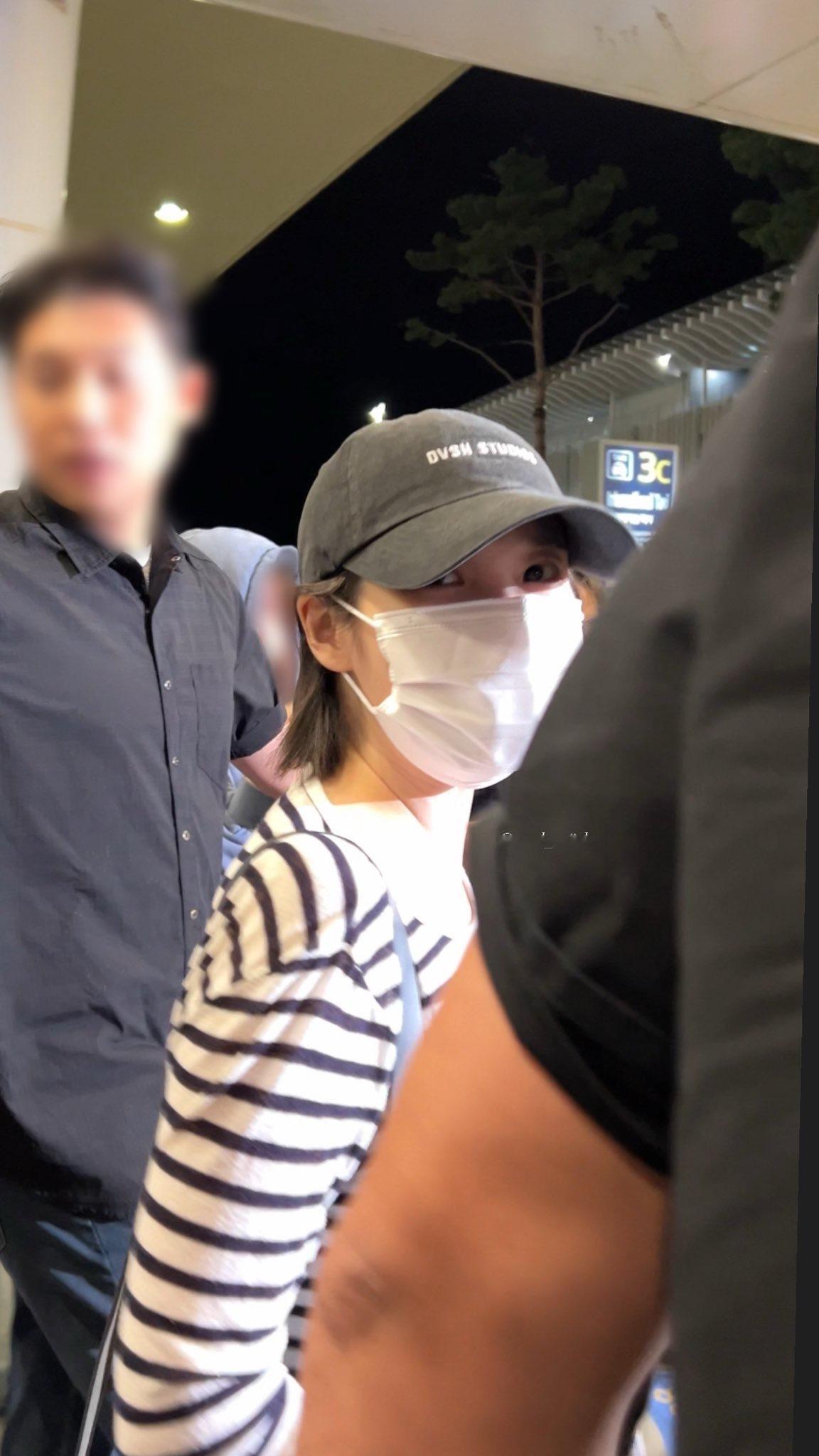IU  ❤️IU9月10日单曲回归 260910 IU 仁川机场高清饭拍+生图c