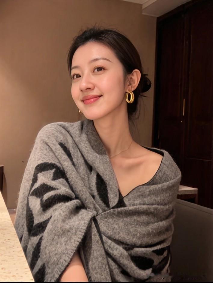 忙忙碌碌一辈子，
到底图个什么？
不就是图个家人健康，
日子安稳，
偶尔有点小惊