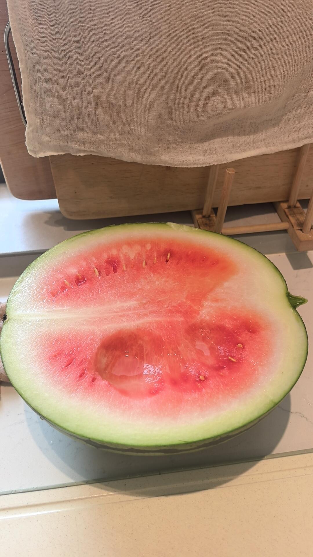 因一个没熟的西瓜，我被老熟人老板拉黑踢群100种表达爱的方式