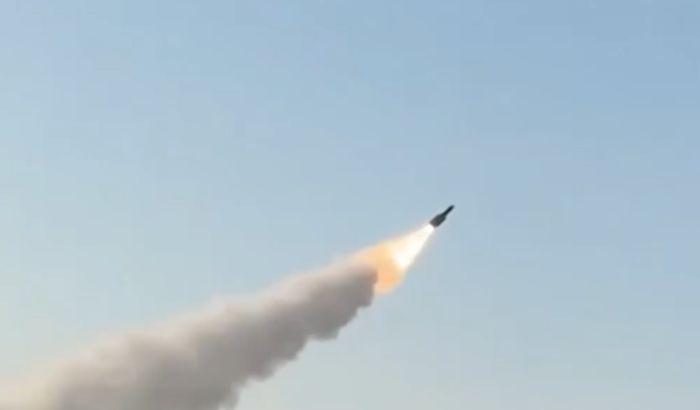 刚刚！委内瑞拉北部沿海拉响最高警报，五州启动“独立海岸200”防御演习！

20