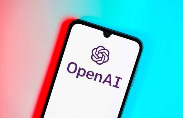 【OpenAI造手机背后原因曝光 ：不想再给苹果谷歌白打工】OpenAI造手机背