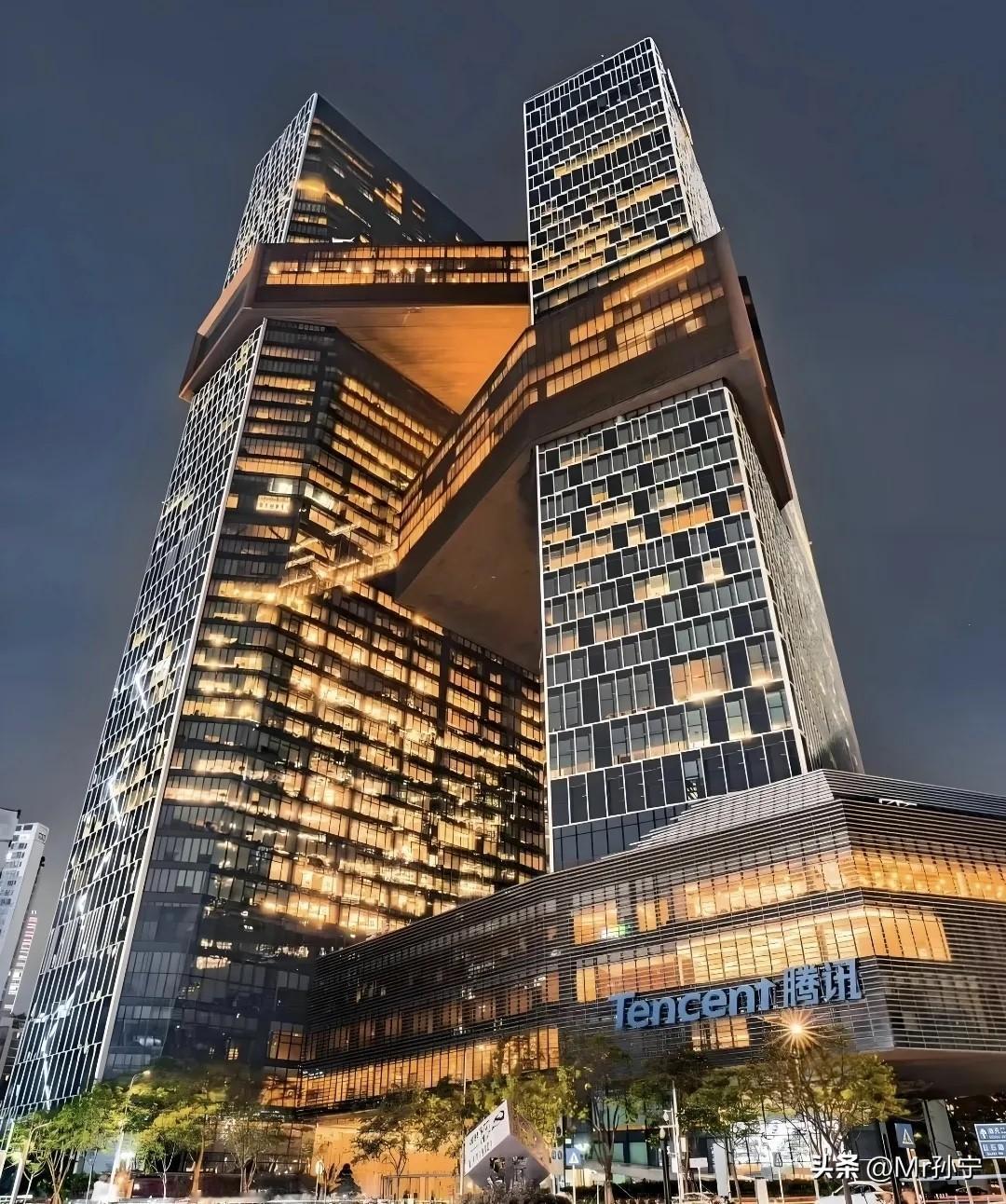看腾讯最新财报，最大感受是，没想到AI业务已经能赚钱了！

刚刷到腾讯发布了20