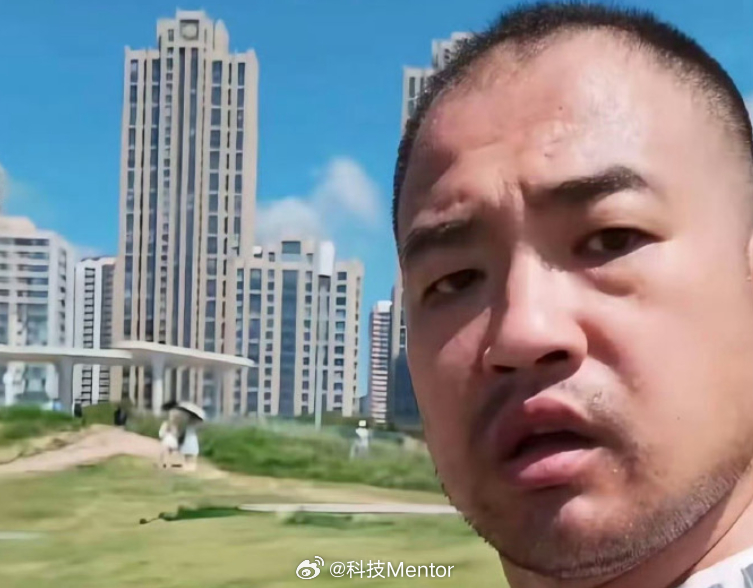 青岛男子辱骂女游客视频青岛 搭讪凭一己之力又他么给青岛文旅上大分了，感觉这一年青