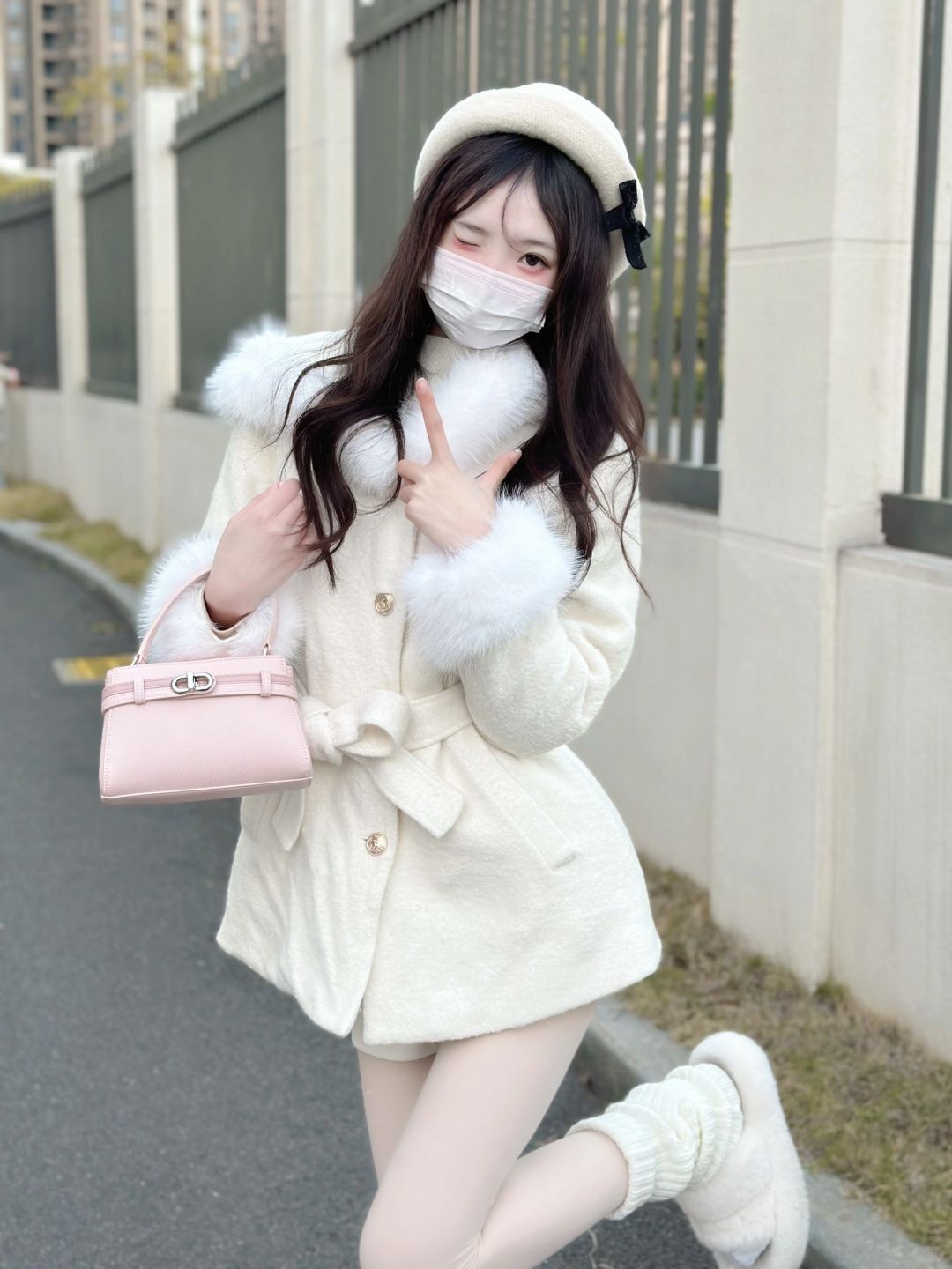 爹地 他才不是什么穷小子～