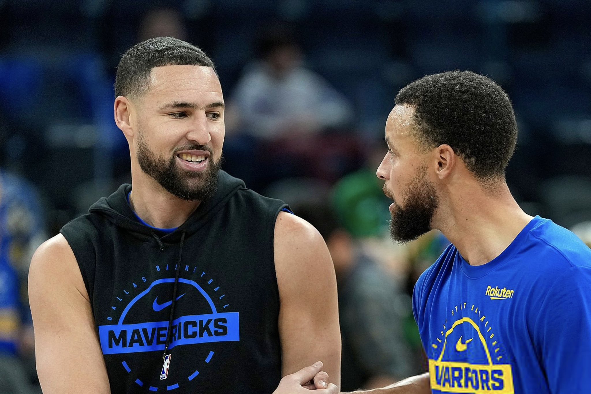 NBA圣诞大战勇士战胜独行侠库里生涯26000分库里nba第22位达26000分