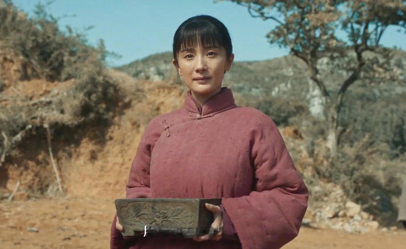 杨幂、热依扎、赵丽颖、李沁谁演的最像村妇？？？ ​​​