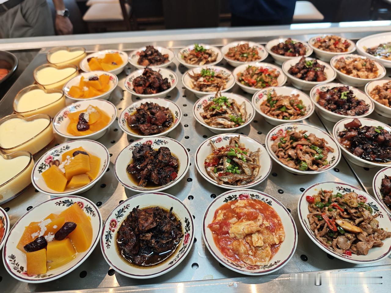 做餐饮的兄弟们，一堂二柜三灶你知道什么意思吗
估计这个说法只有80年前的人才知道