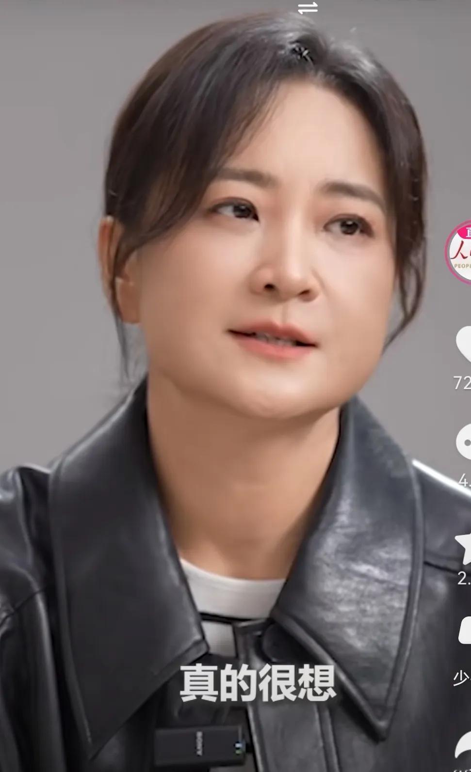 贾玲成了“励志姐”！[玫瑰][赞]
几个月时间减重100斤，真是太励志了！尤其是