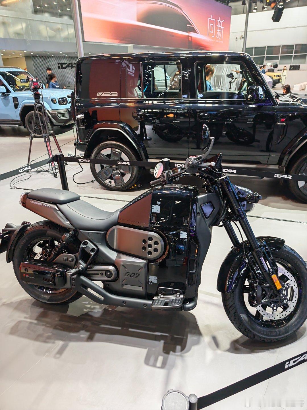 打卡iCAR展台，这行吗？ 