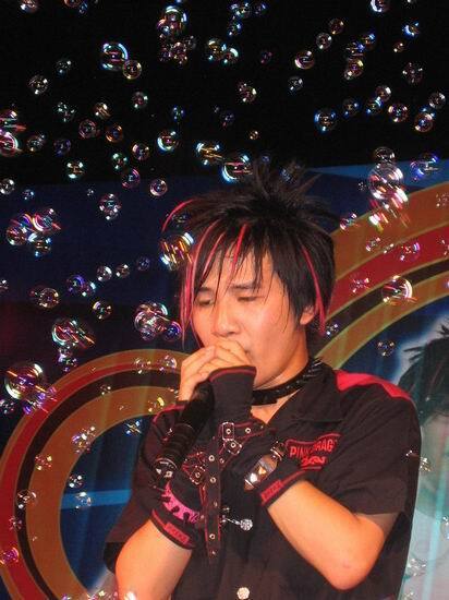 付航说大张伟是上个世纪出道的今夜喜友秀付航一句“上个世纪出道的艺人最有活人味儿”