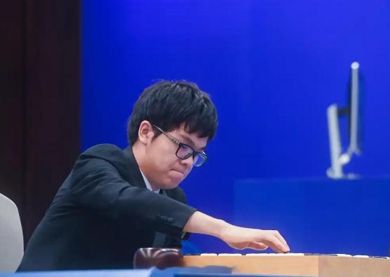 柯洁复出首秀告负 2025“三国赤壁古战场杯”中国围棋甲级联赛在浙江湖州的长兴县