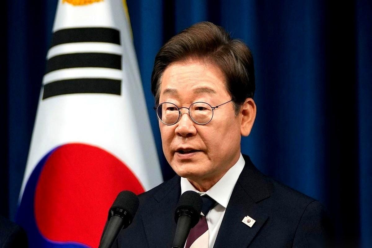 听说韩国那位要来我们这儿了。
不光是谈生意。
最要紧的，是想托我们给隔壁金家捎句