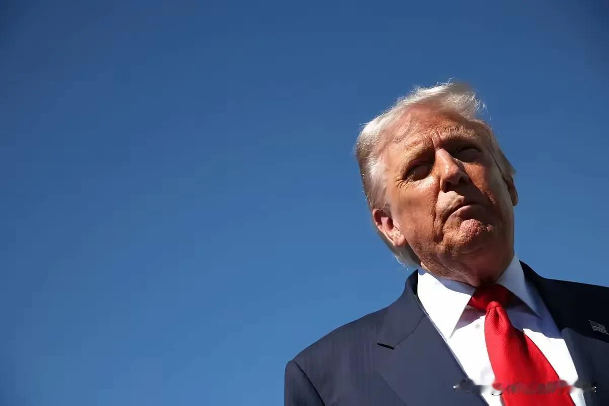 特朗普彻底急眼了！  
2025年11月4日，纽约市长选举日，特朗普罕见发飙，亲