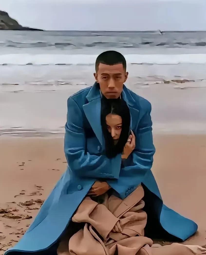 倪妮这回终于找了一个疼她的。有人说：冷暖自知，倪妮这一次，终于找到了一个疼她的人