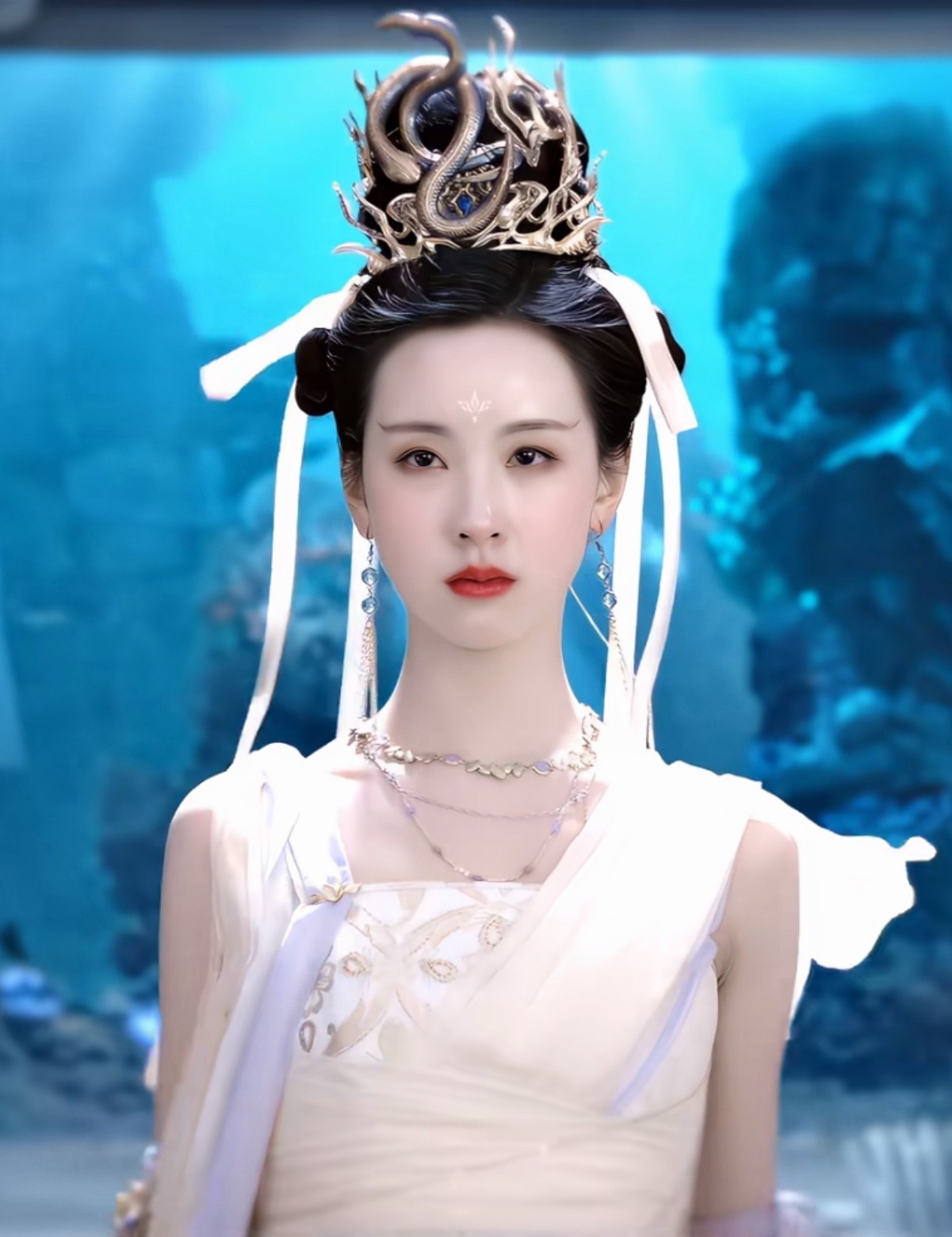 嘟嘟的天欢的剪辑还是好多…虽然邪恶垂耳兔也好看，但原来的定妆真的太适配了…怎么能