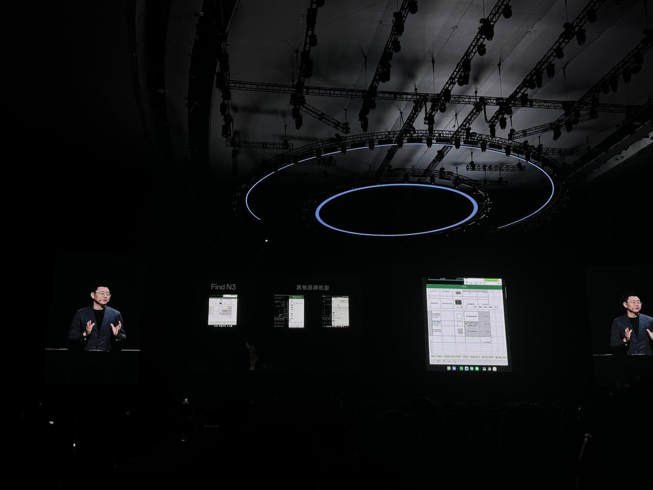 OPPO的全景虚拟屏，真的可以说是折叠屏大屏利用率的正确答案。很好用，也非常自然