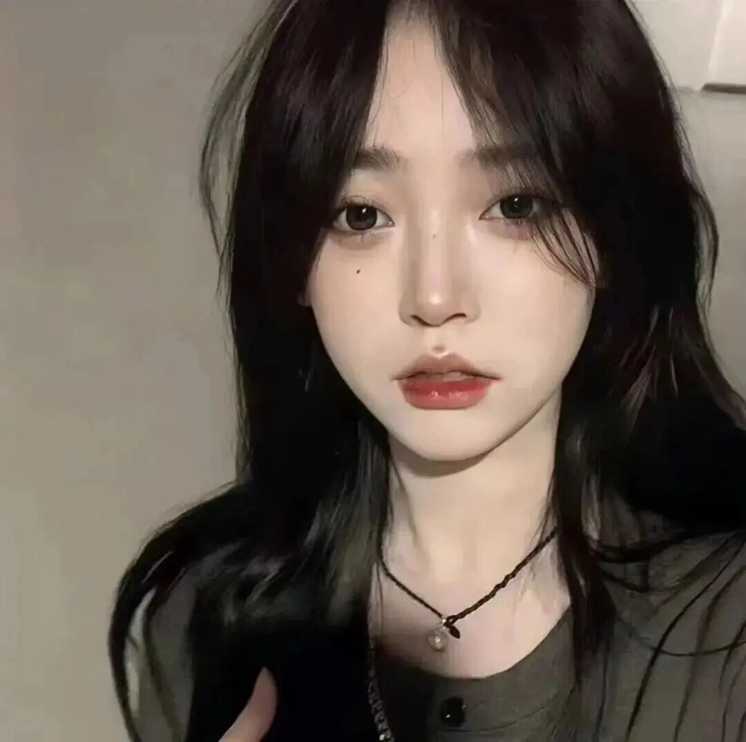 𝗪𝗲𝗖𝗵𝗮𝘁头像 ‖女生头像‖氛围感‖优质女头‖小众高级 ‖无水印女