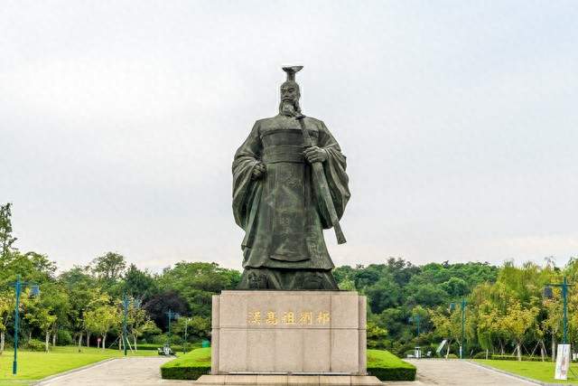 刘邦到底厉害在哪？为什么一个“混子”，最后却赢了项羽