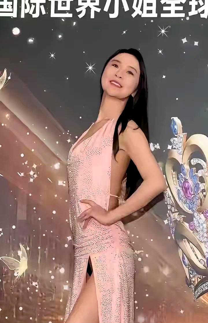 传统安全裤就是骗局。
 

大腿勒红、腰边卷成弹簧，一走就沙沙响，热得像蒸笼，还