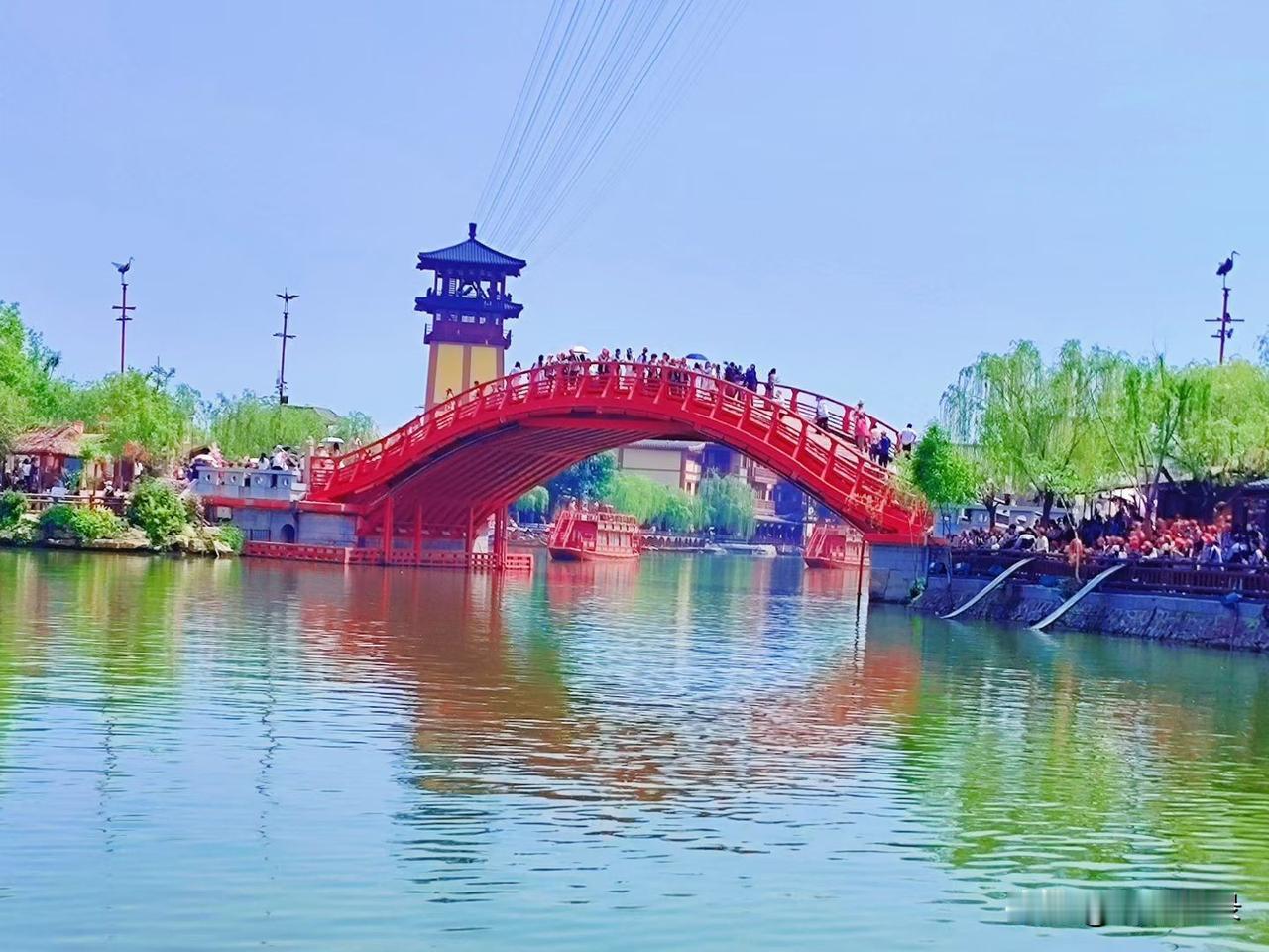 以色列和美国到底是什么关系？
这个问题本来不需要回答，但是确实有些人把这种关系搞