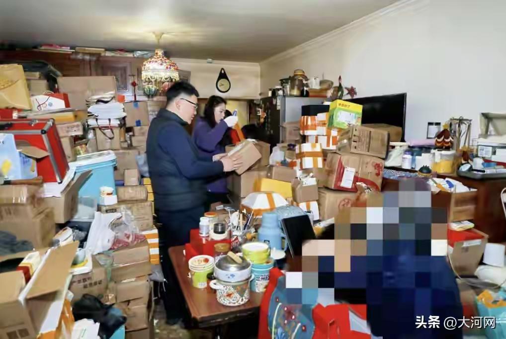 有上得厅堂下得厨房的老婆，男人可以在外挣钱，放心大胆干活，朋友客人来家不会尴尬的