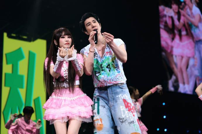 王力宏杭州演唱会预售售罄王力宏杭州演唱会售罄 真的深刻体会到什么叫一票难求！杭州