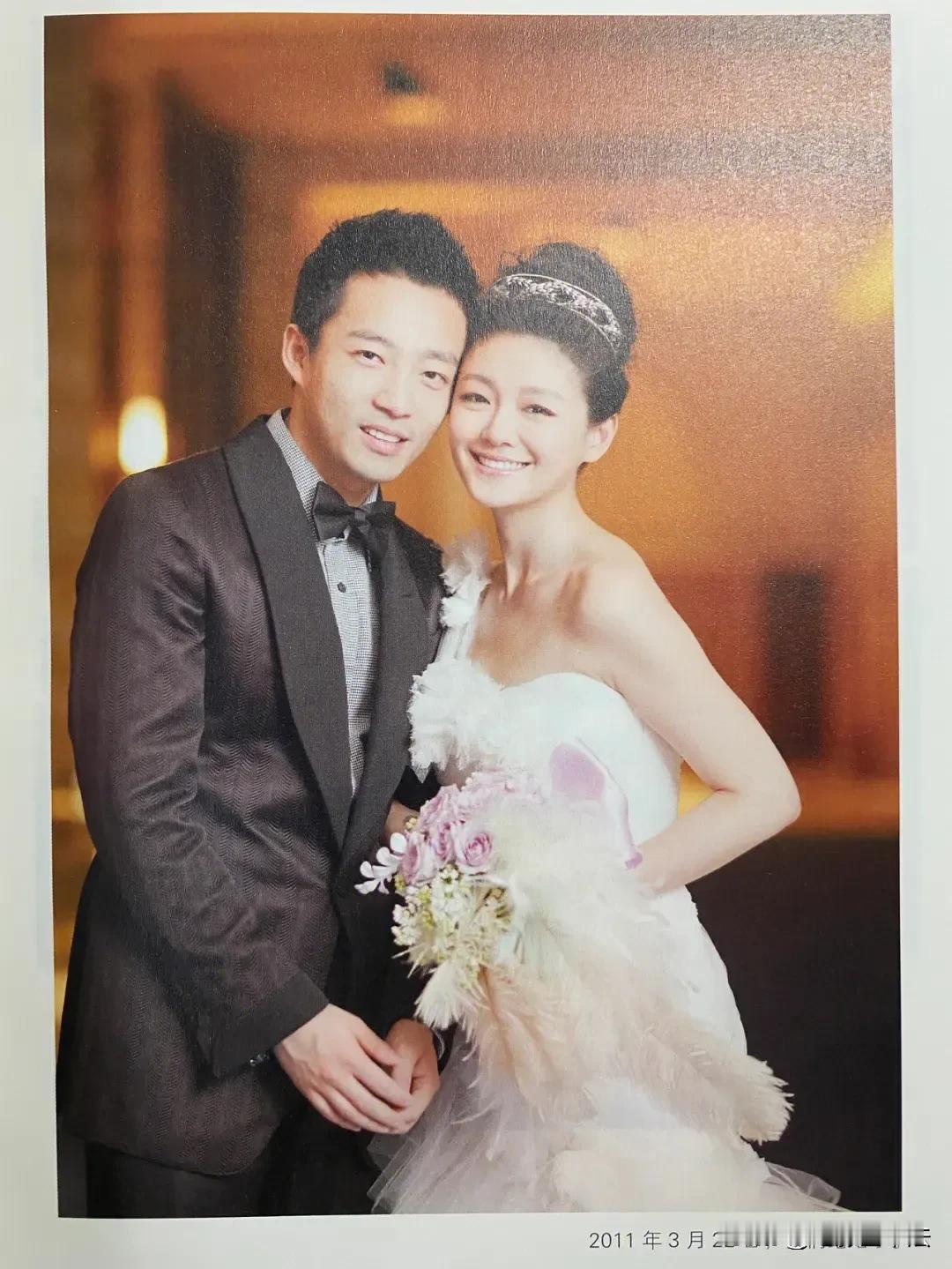 2009年，汪小菲管理的岚会所，几个外国年轻人因为喝多了找服务员麻烦，汪小菲上前