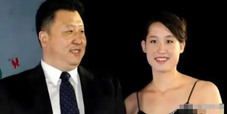 2008年，19岁的奥运冠军刘子歌，刚拿到200万奖金，转头就拿出170万，给她