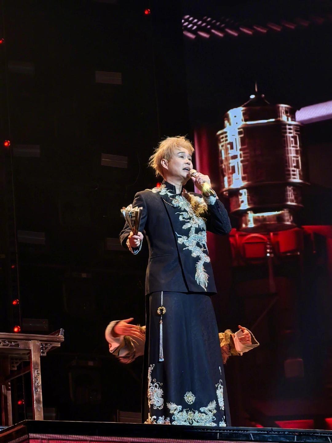 小沈阳大vocal回归 小沈阳披荆斩棘适配度常年巡演全开麦打磨扎实唱功，高音真假