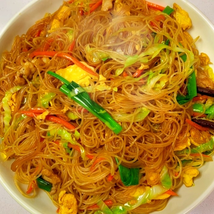 肚子饿了，来份炒粉 