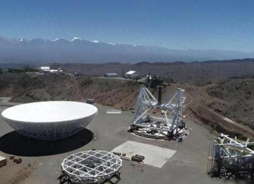 阿根廷总统米莱胆大包天！叫停中国90%完工射电望远镜，拿中国当投名状讨好美国？