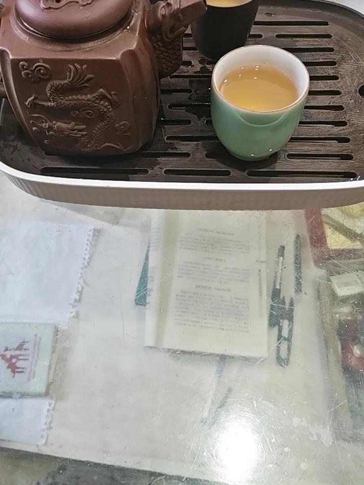 上联：西山观月落，邀对下联桌前品茶味