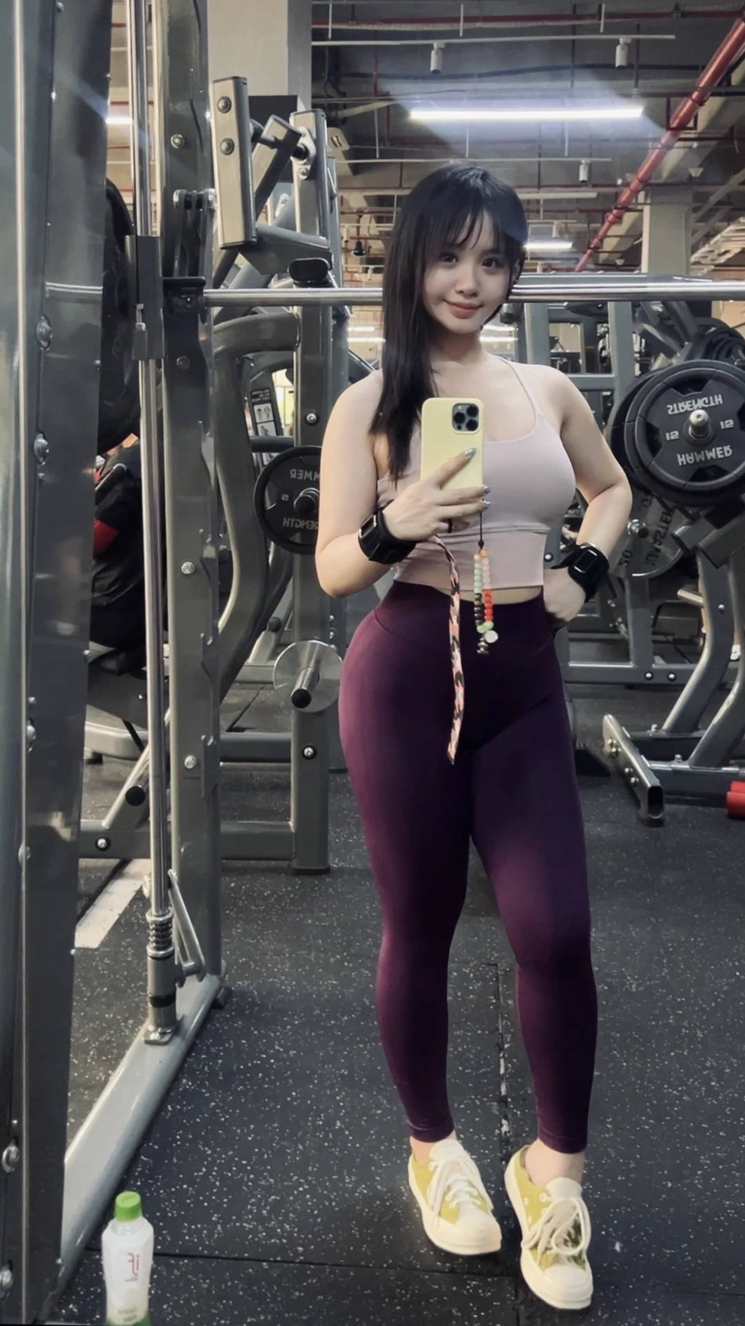 又是紫色