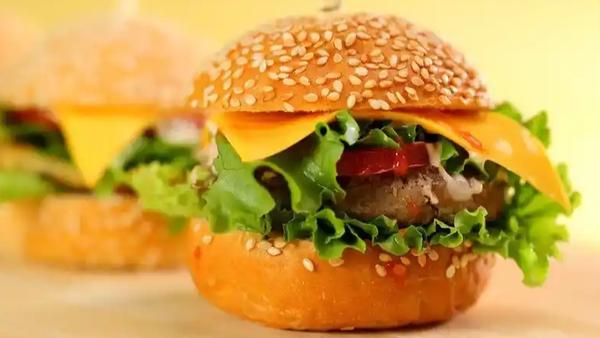 《幼儿园落实食品安全主体责任监督管理规定》将于6月1日起正式施行，这是国家市场监
