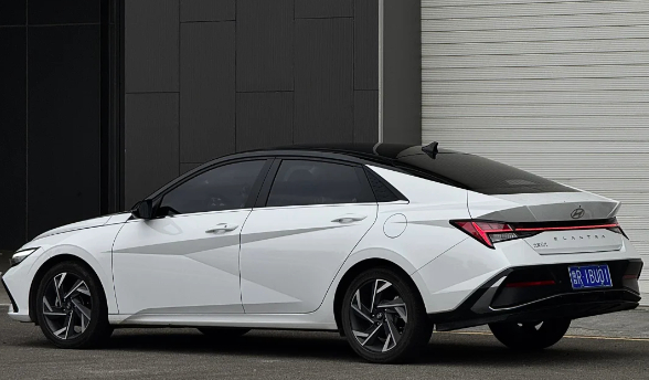 现代汽车野心勃勃。计划2030年前中国销量翻倍至50万辆，北美市场将推36款新车