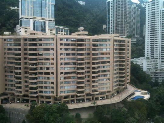 资本市场房地产即时娱乐新闻  「香港影帝张家辉 中半山豪宅嘉慧園1.32億沽 持