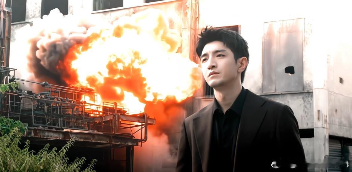 金瀚剧里抓头发剧外我头皮发麻金瀚新剧真的是个狠角色，隔着屏幕都能感觉他的狠劲，抓