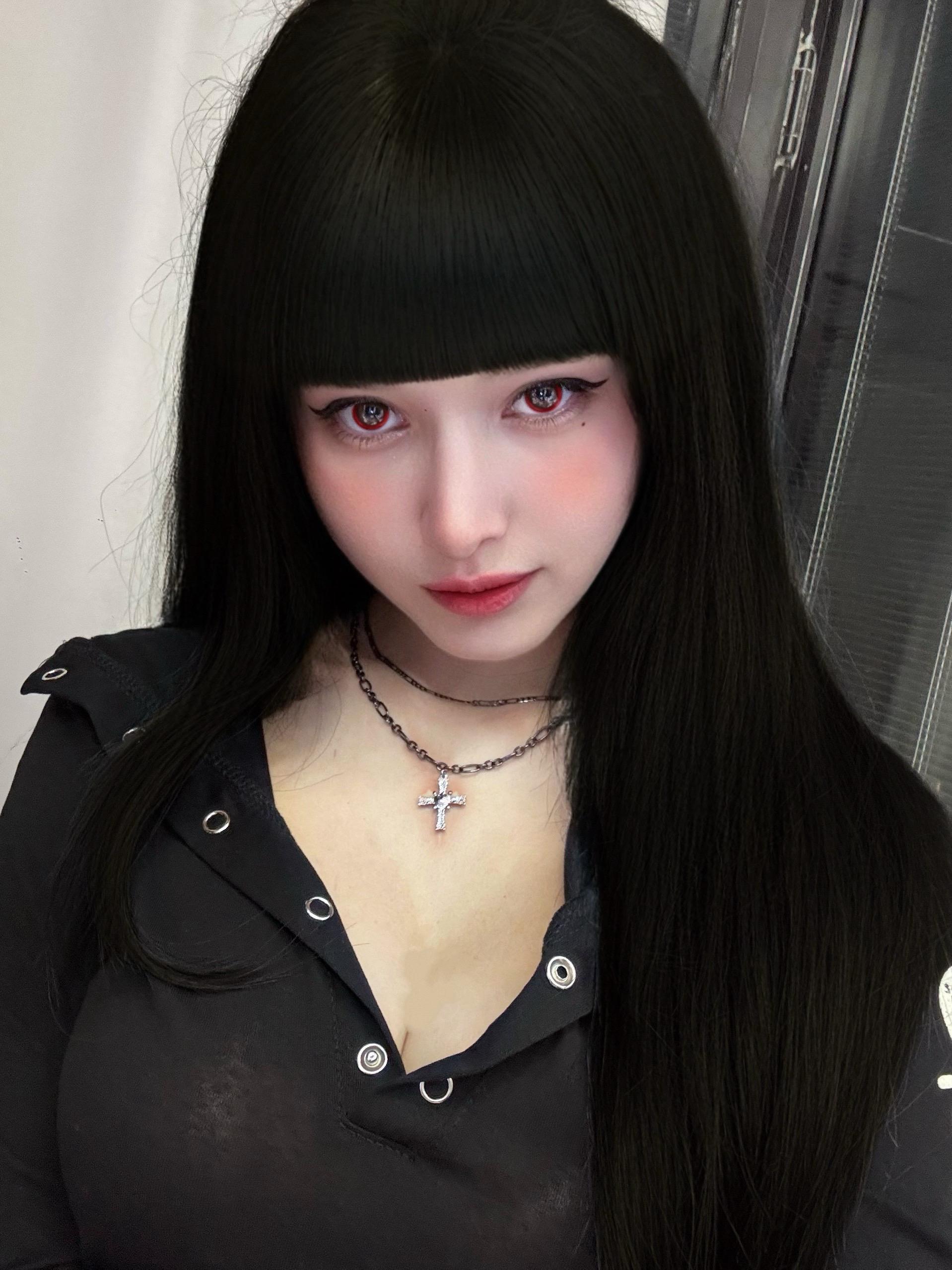 看看我的眼睛 是什么颜色。