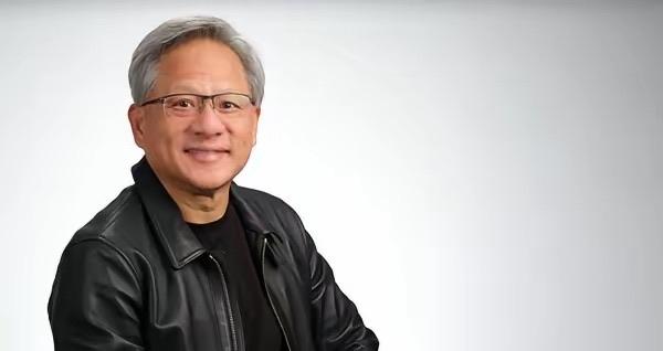 黄仁勋这回是下定决心彻底不装了，直接把底牌亮得明明白白。

5月5号在美国洛杉矶
