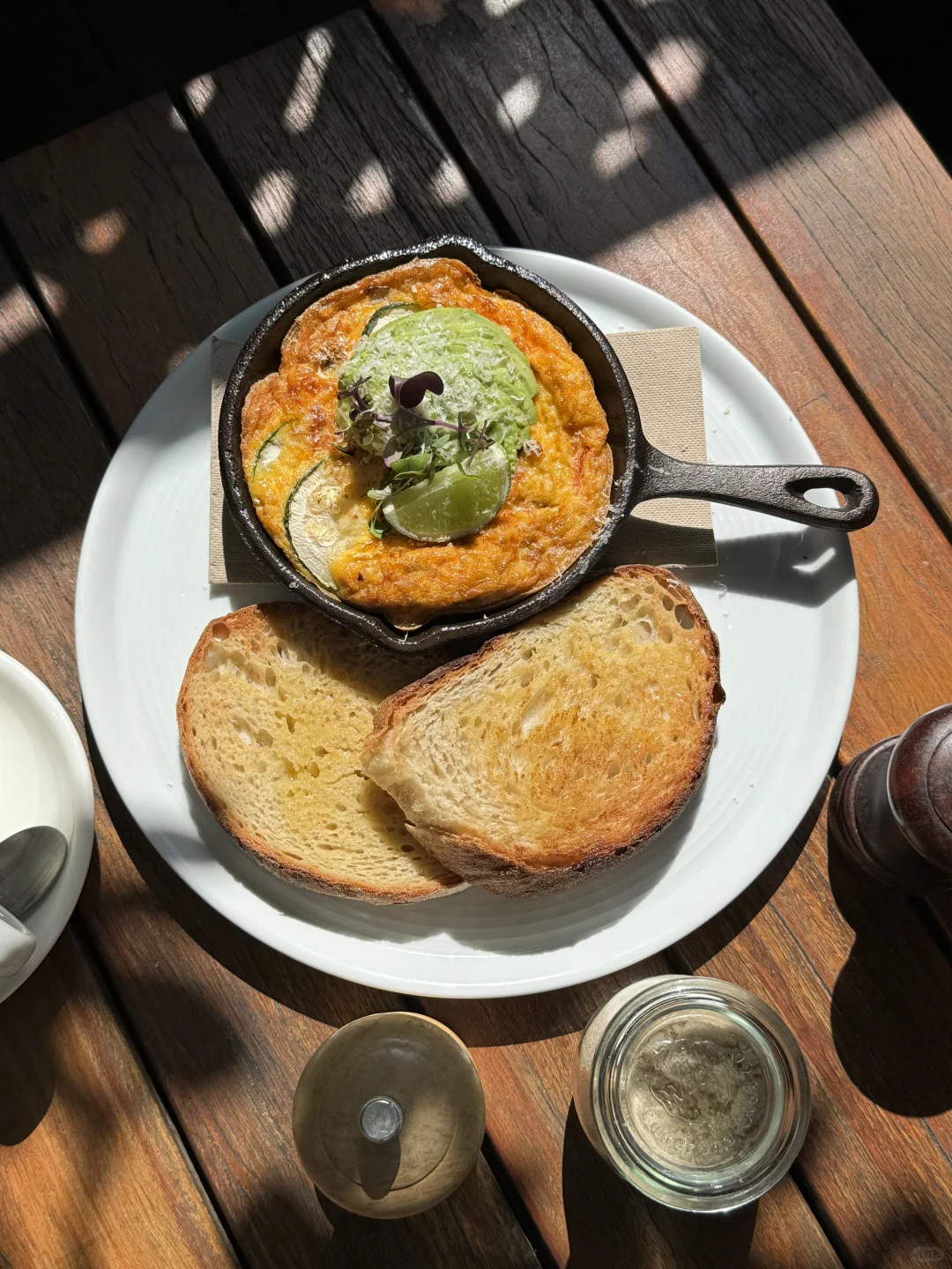 Mazu cafe的老板在吗，进来一下