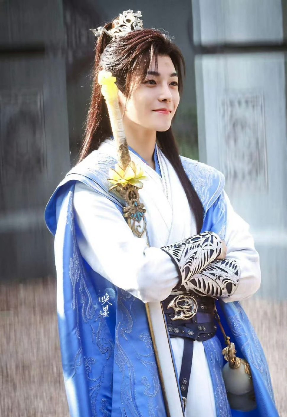 #侯明昊两部一番古偶#今天是什么好日子啊💥侯明昊一天两部剧发物料，《少年白马醉