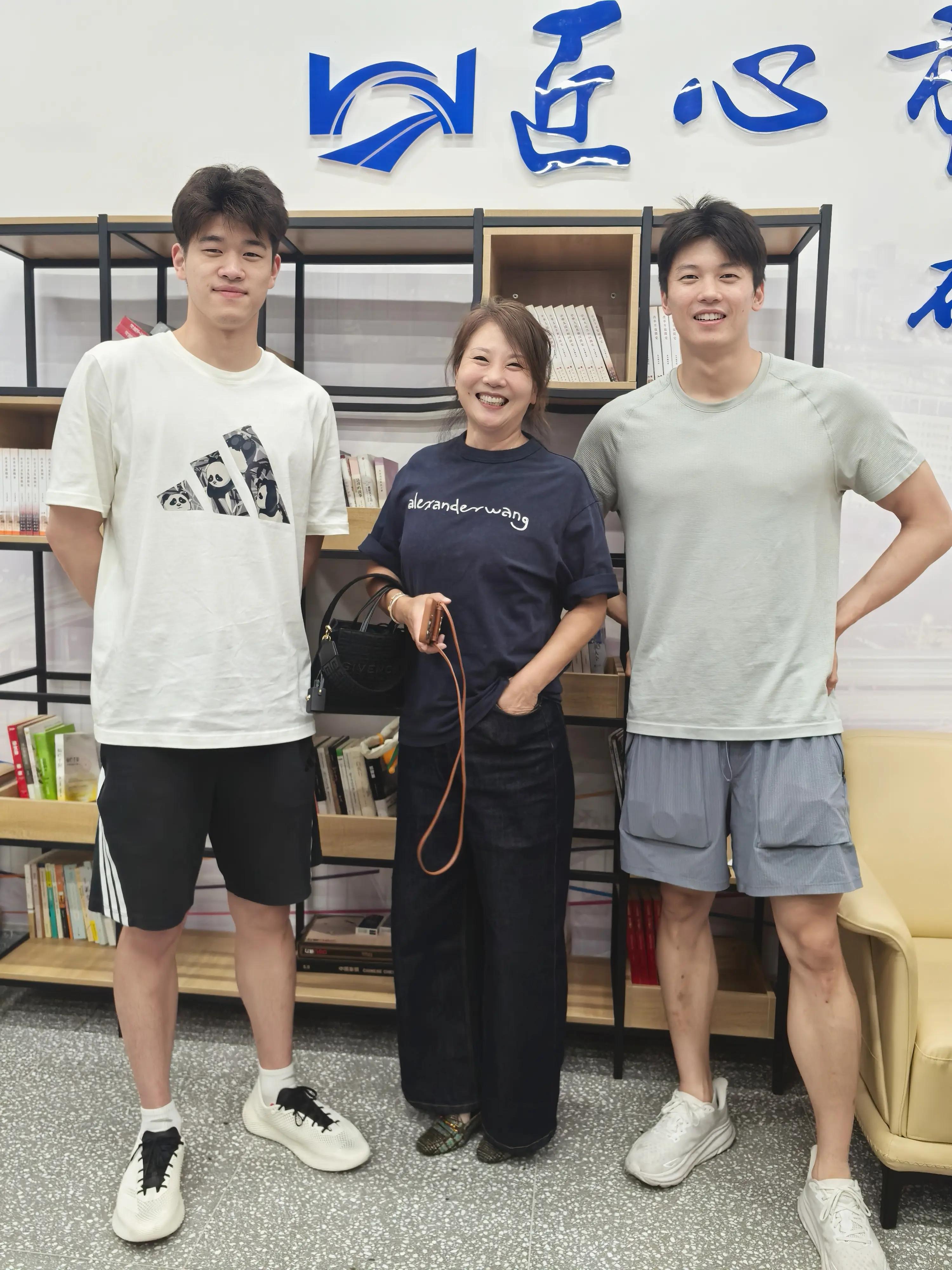 SWim进行时   『9224』20251231 日常旧照掉落这三室一厅的大口袋