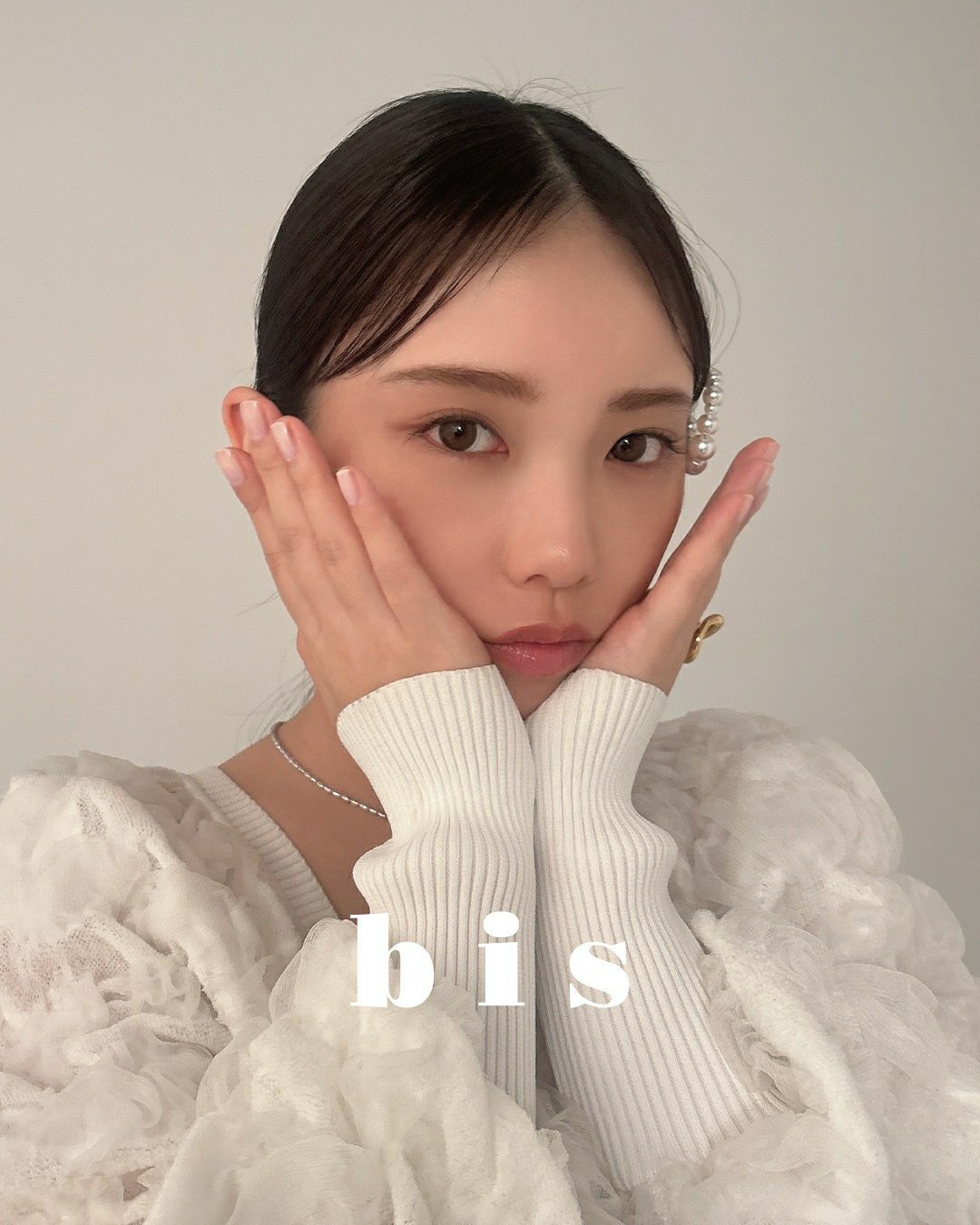 日娱新闻  与田祐希  与田祐希 杂志《bis》冬号 