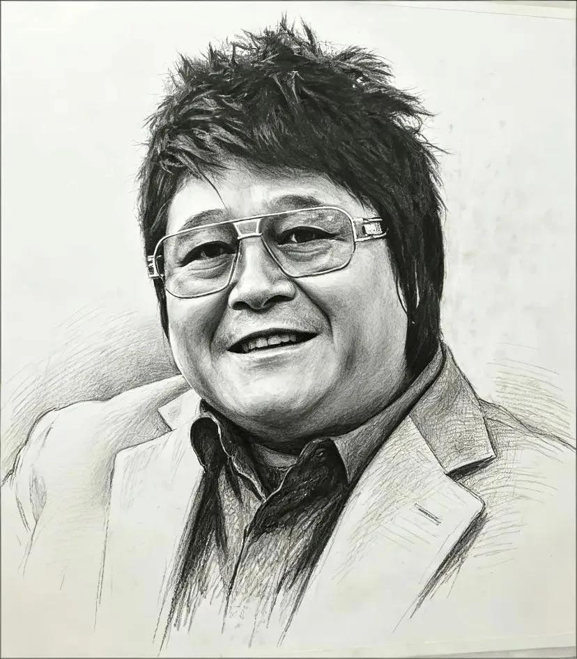 看起来有点眼熟，就是想不起名字了！这是谁？
