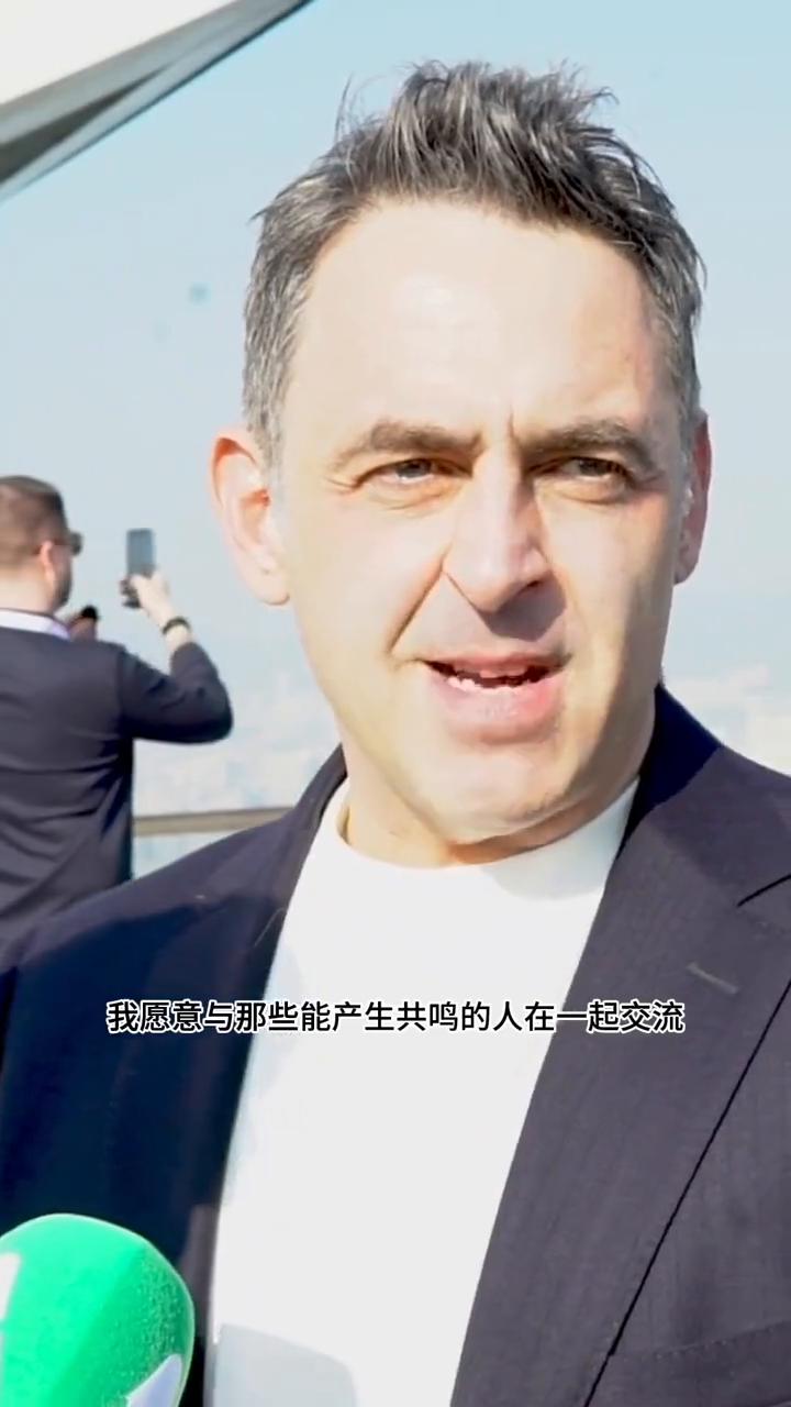 如果我足够喜欢一个人，那么我愿意给他传授一些东西。如果我不喜欢他，我完全不会浪费