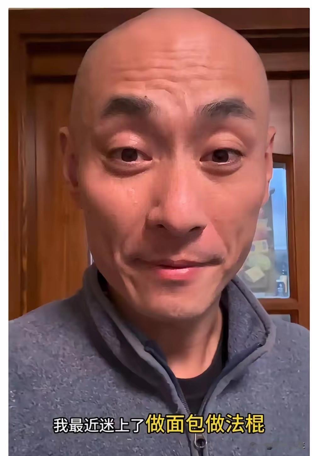 叶松源居然在国内查不到他的相关信息，现在互联网信息如此发达的时代是一件很值得怀疑