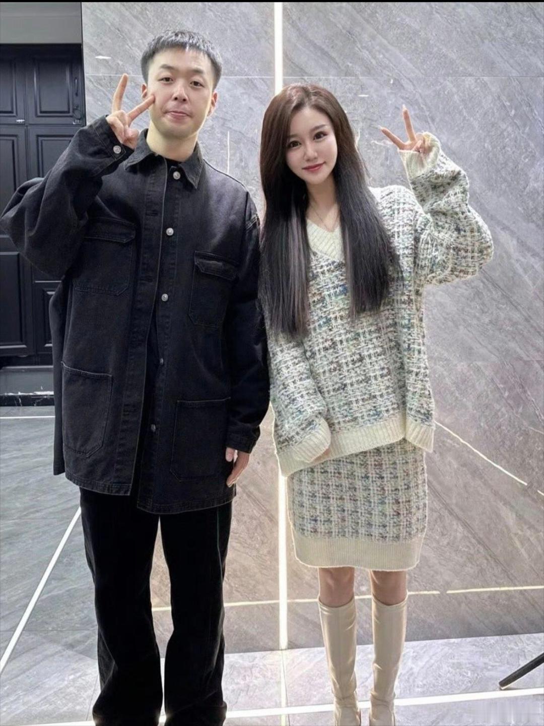 杜海涛真是个潜力股，又瘦了很多现在又瘦又帅也算配得上沈梦辰了吧。希望不是p图。 