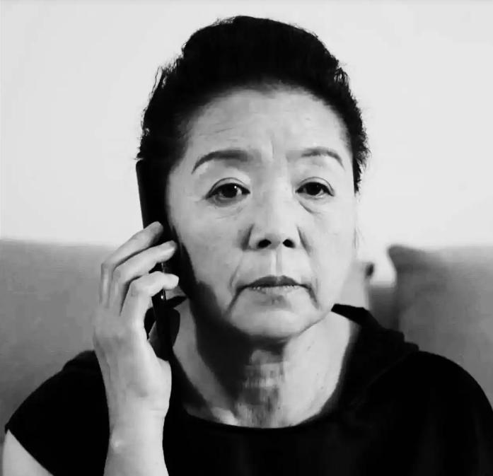 陈翔六点半吴妈去世，团队沉默引争议，被吐槽太让人寒心了！
陪伴我们十年的吴妈走了